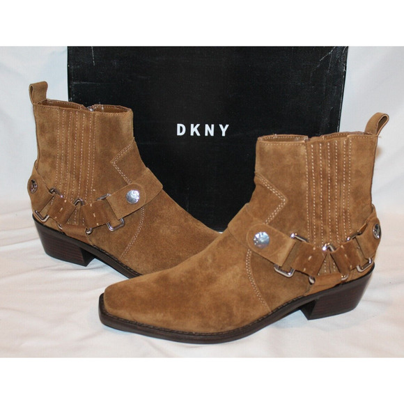 NIB Women's Mina Brown Suede Western Harnessed Square Toe Ankle Boots Size‎ 8.5 - Picture 1 of 7